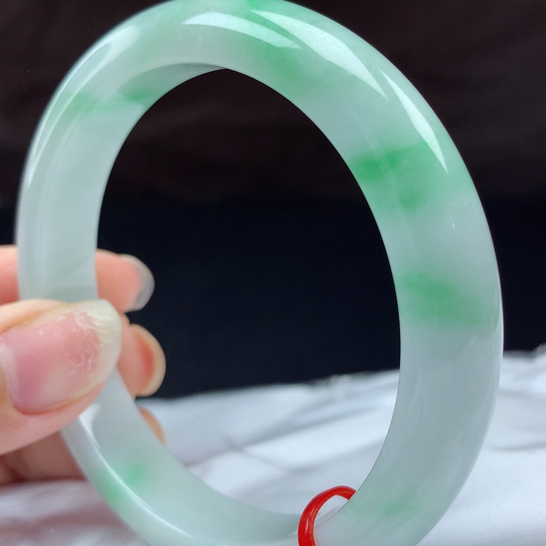 翡翠手镯未镶嵌95211，