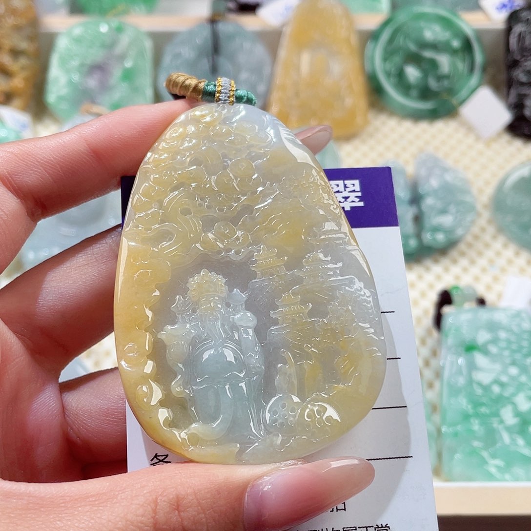 翡翠未镶嵌颈饰O****n翡翠