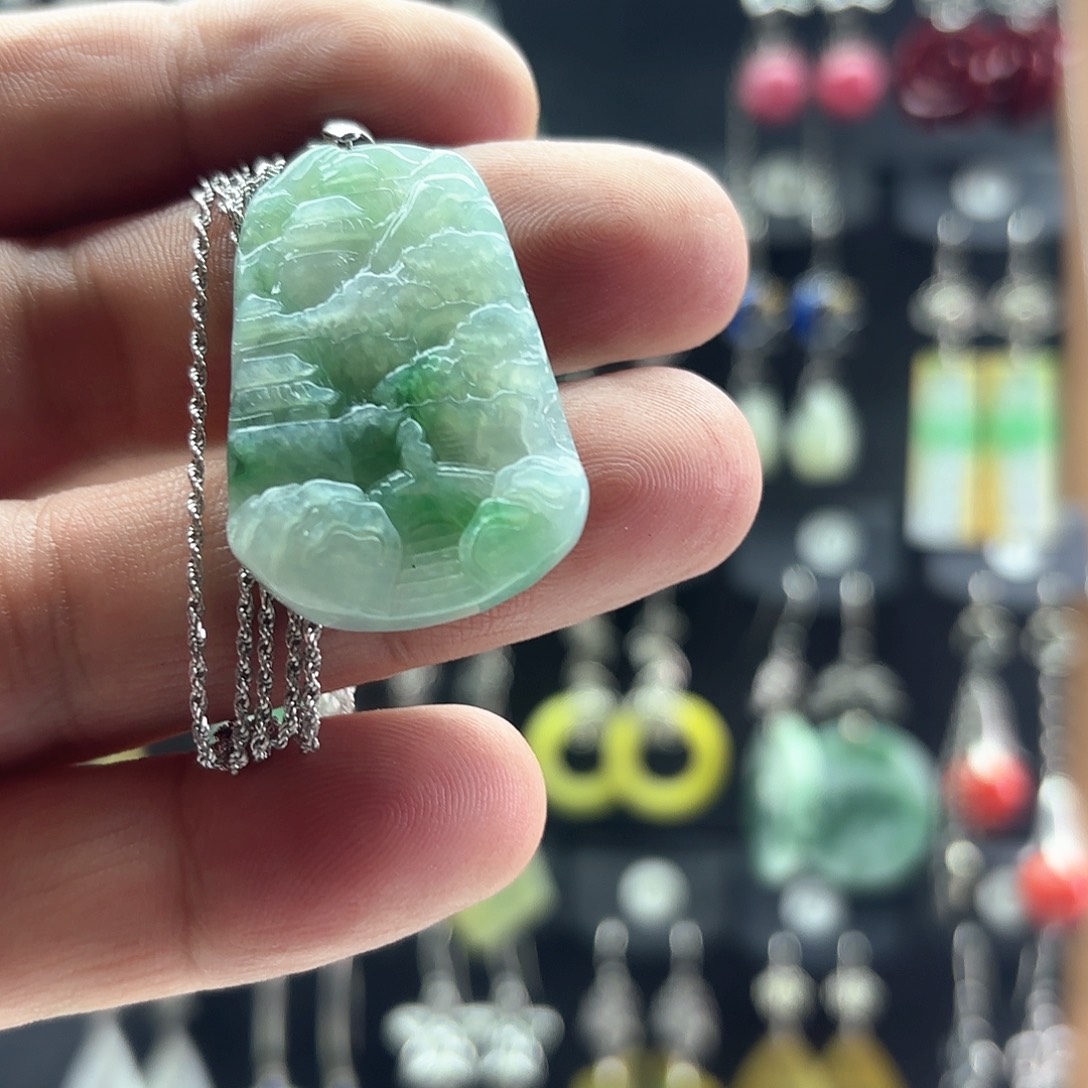 翡翠颈饰银S925镶嵌宝****店