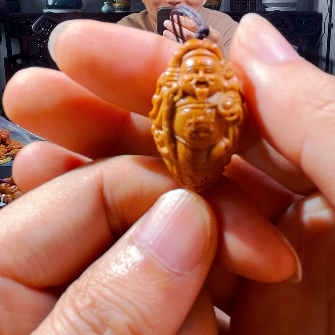 橄榄核吊坠新人在这里