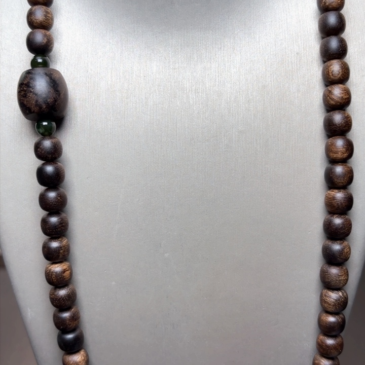 沉香手串越南芽庄紫棋瘤疤0.6×0.8配饰