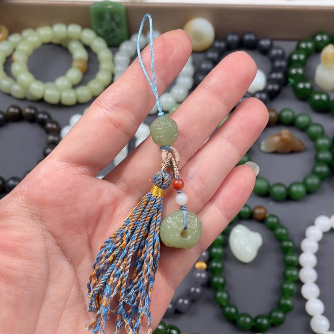 和田玉手串未镶嵌