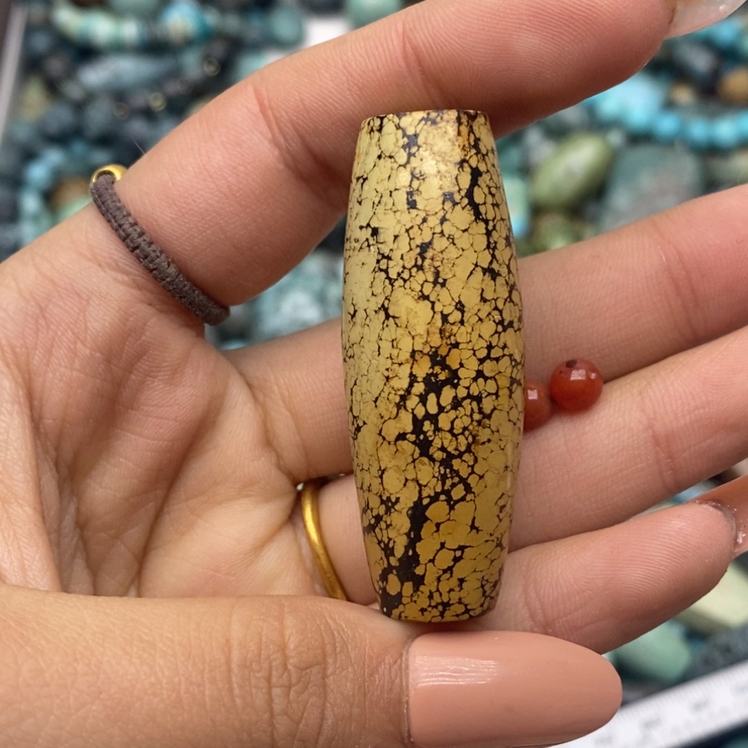 得***劲南红玛瑙未镶嵌珠宝奇石