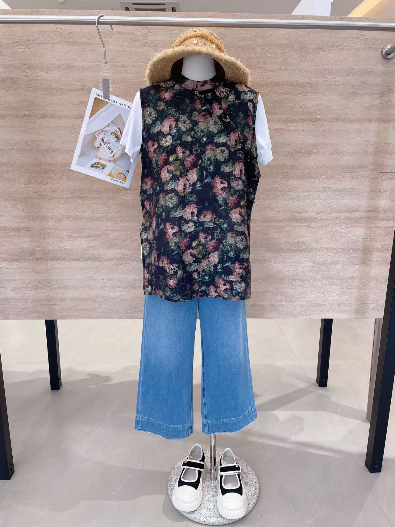 8598轩尚女装“小碎花印花网纱上衣”