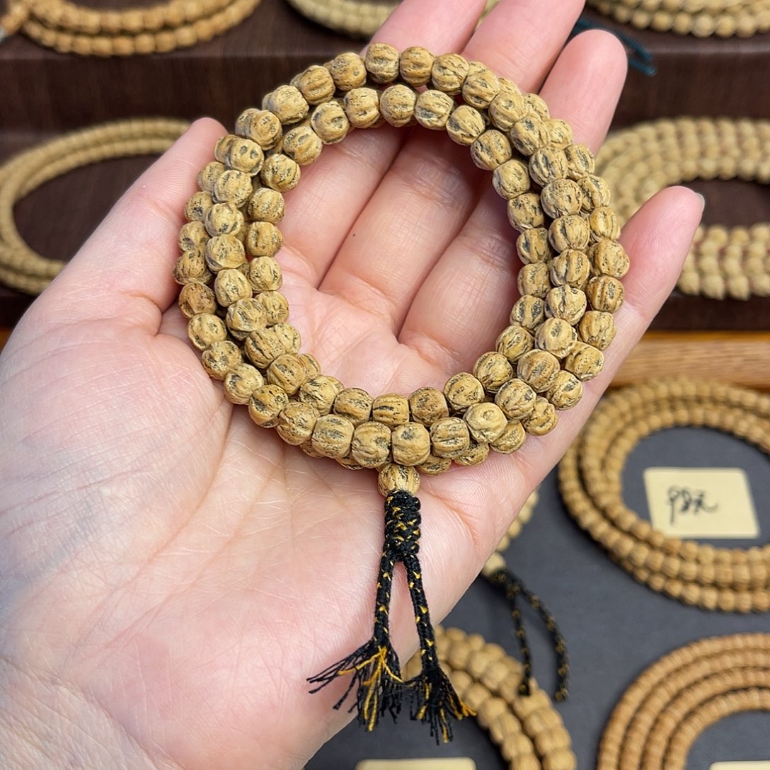 o***.吊坠柏香籽/百香籽