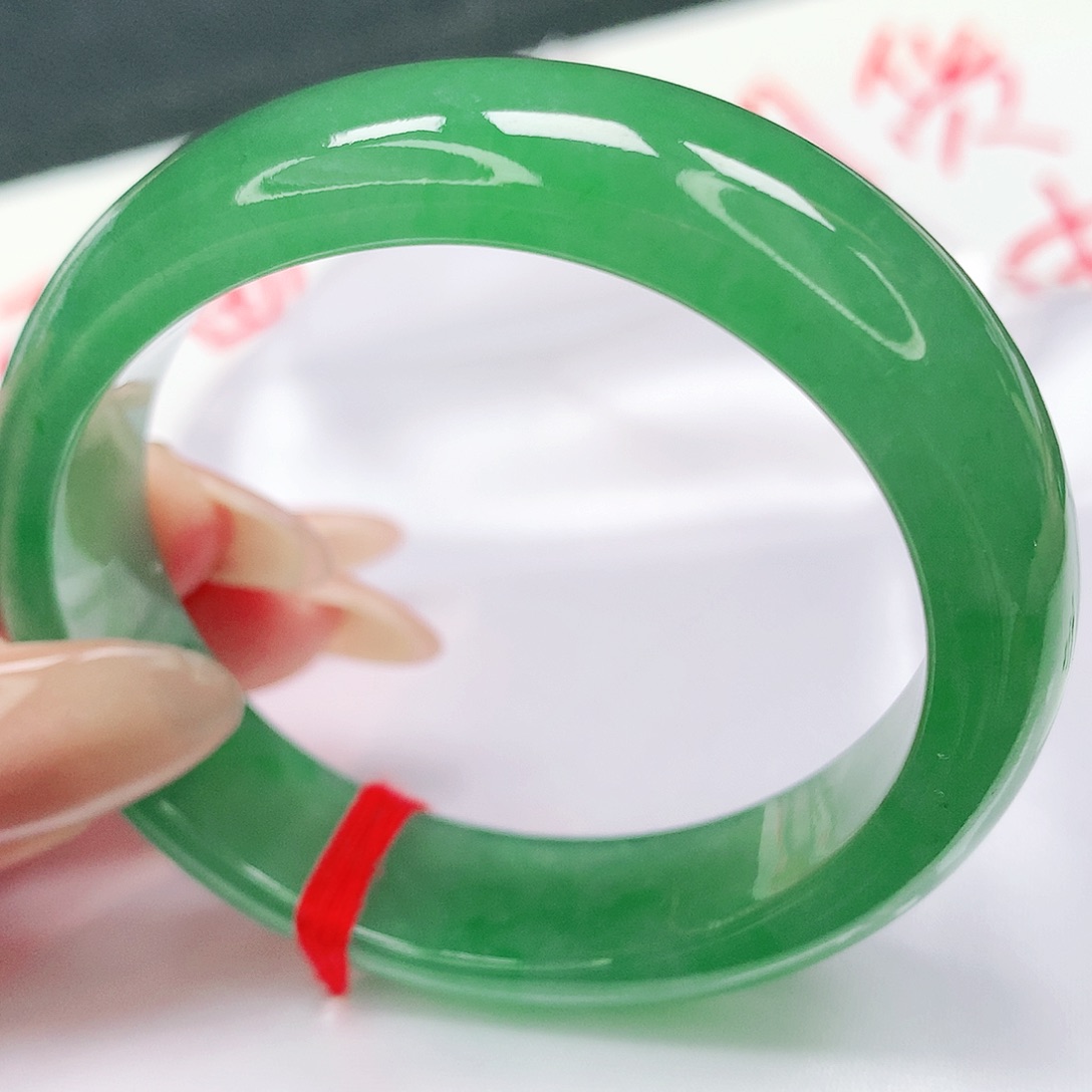 未镶嵌手镯翡翠完美冰绿贵妃55圈