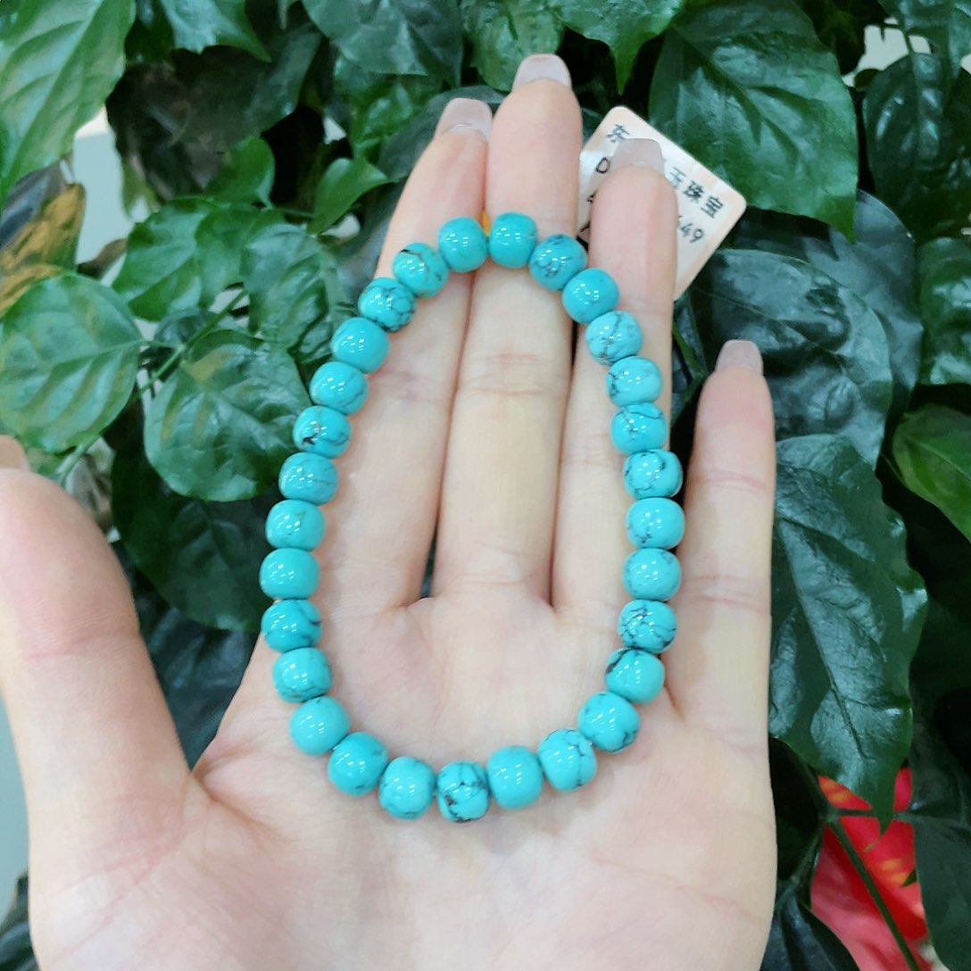 绿松石颈饰未镶嵌