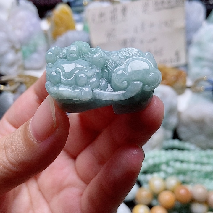翡翠未镶嵌吊坠(不含链)1