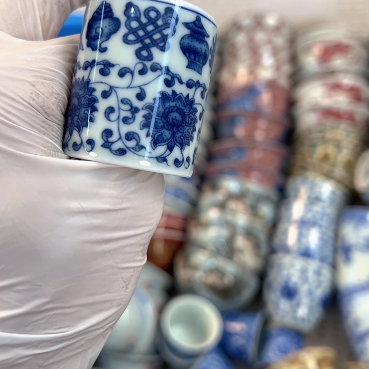 瓷片白青花缠枝莲扳指盖置全品