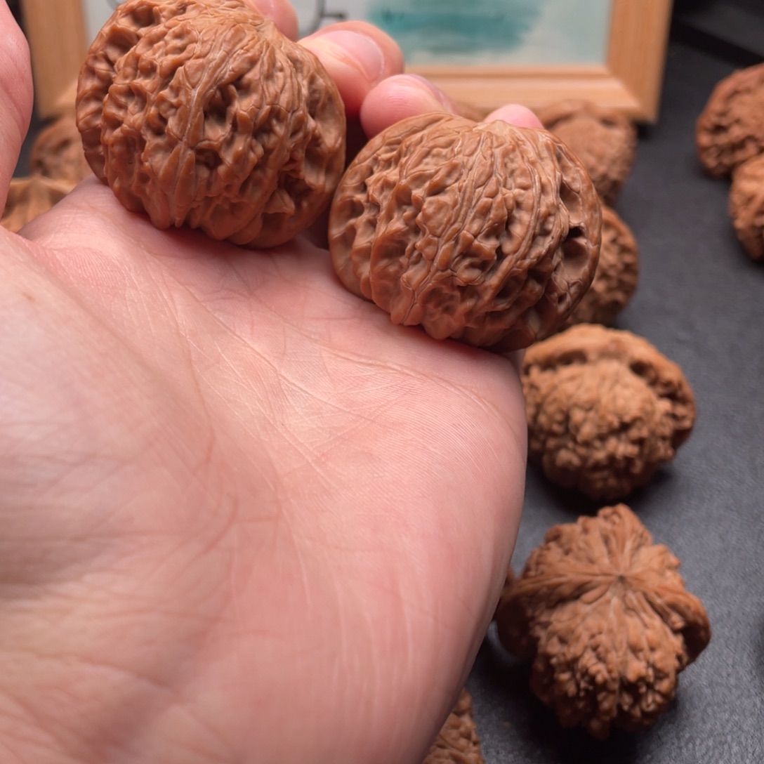 宣***士文玩核桃把件全品四二蝴蝶磨