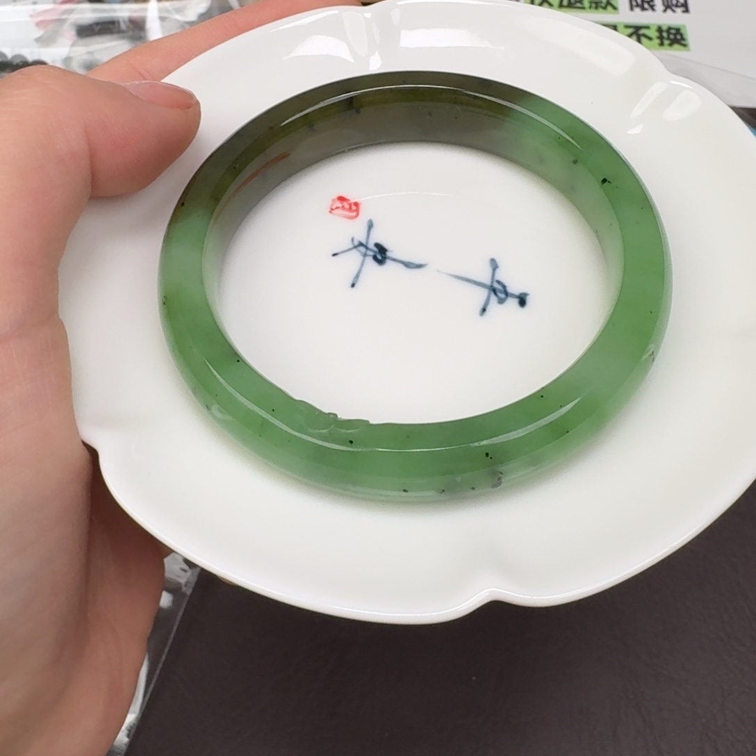 奥***e和田玉未镶嵌颈饰1221