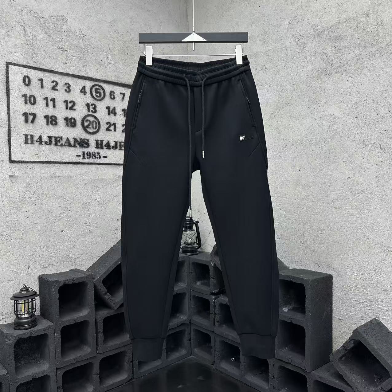 S623秋冬新款空气棉加厚保暖卫裤百搭净版修身潮流休闲裤运动简约