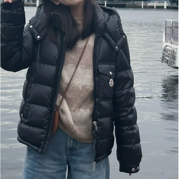 妃鱼/盟可睐/聚酰胺/羽绒服/95新/凡1/15