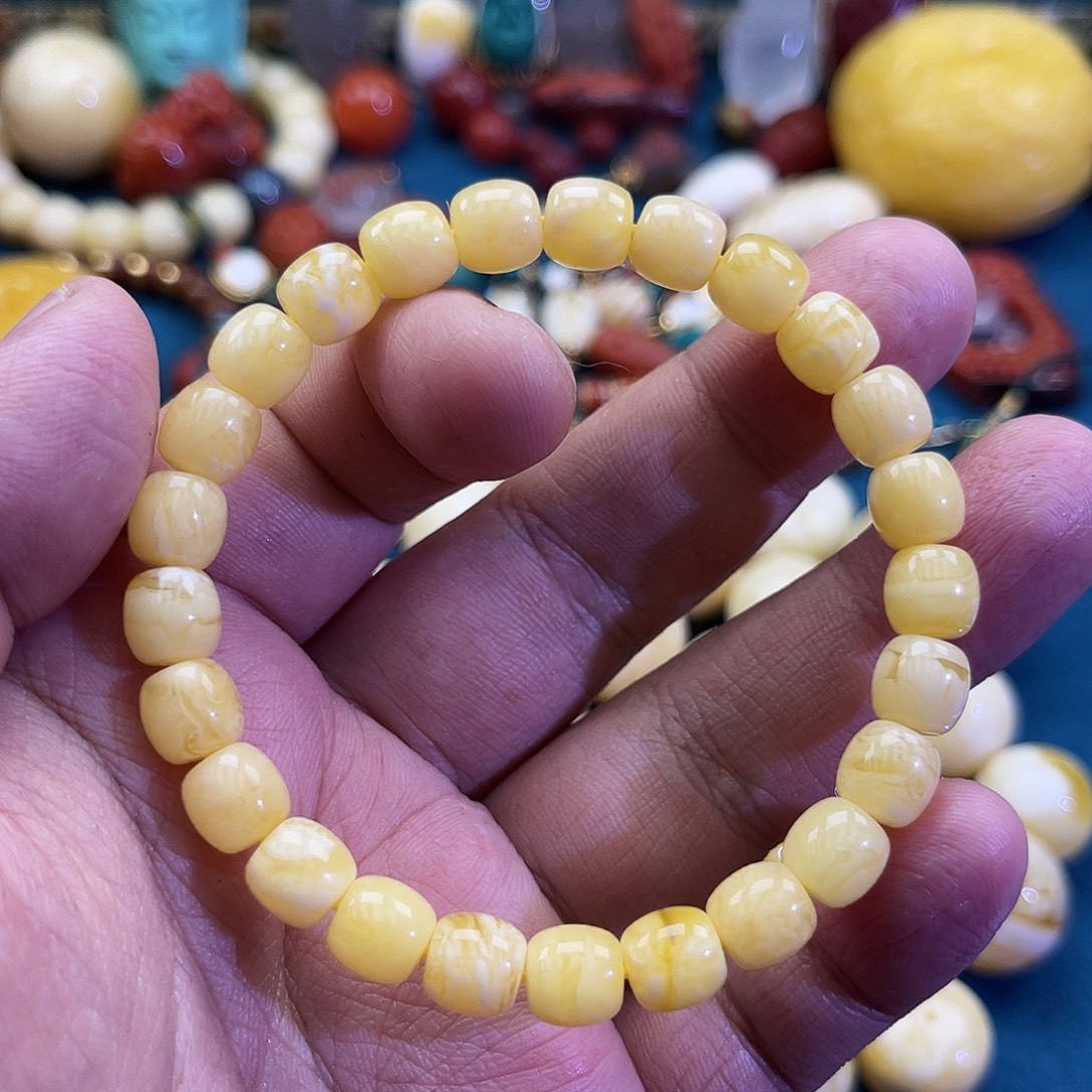 琥珀未镶嵌珠宝奇石36