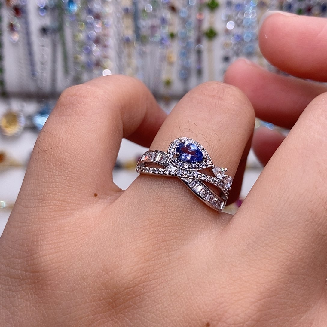 银S925镶嵌戒指坦桑石