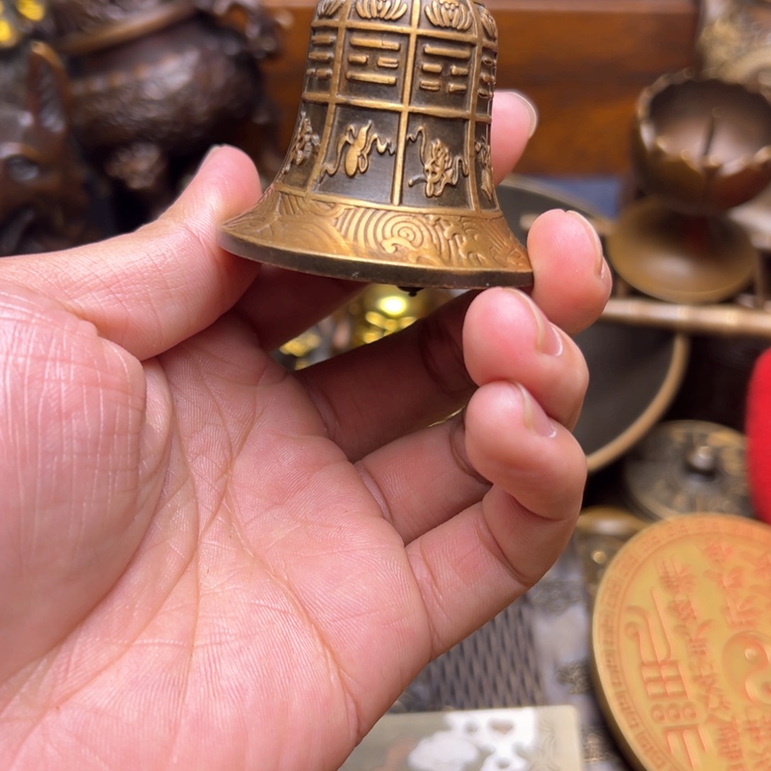 精美铜器点击下单