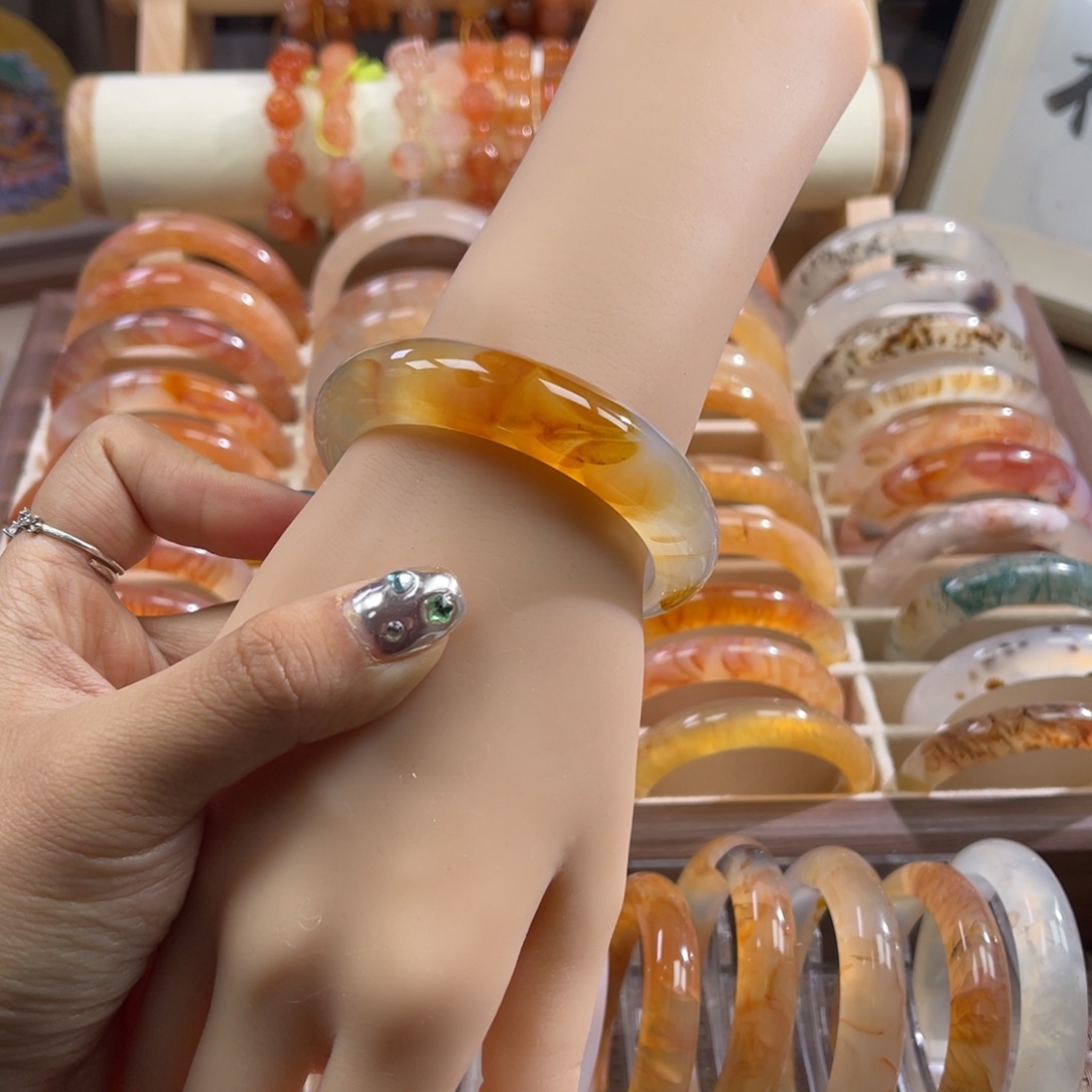 手镯玛瑙/玉髓合金56.5