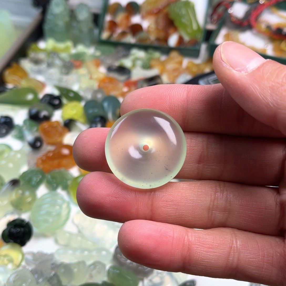 蛇纹石玉未镶嵌原石