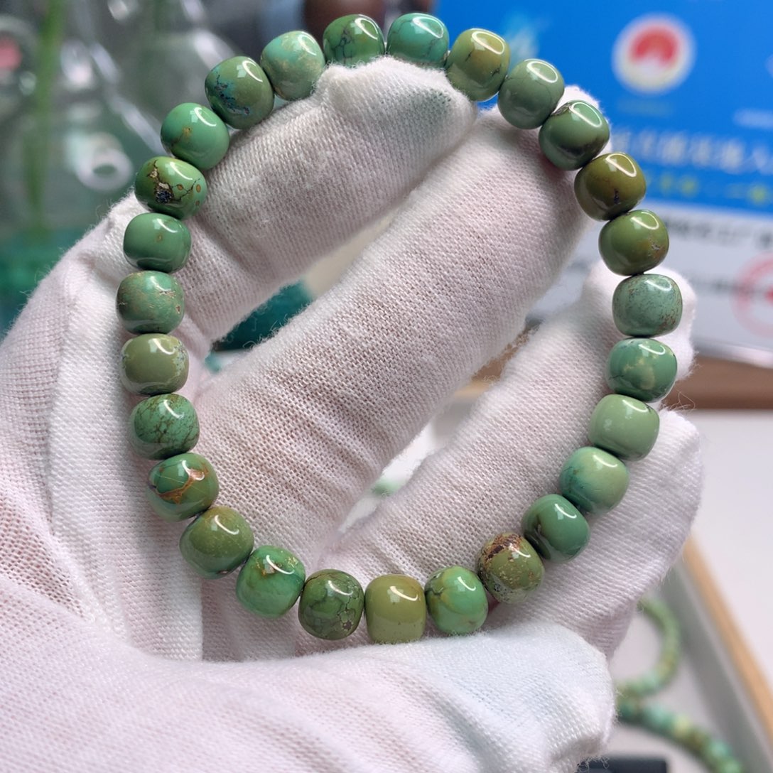 绿松石未镶嵌饰品
