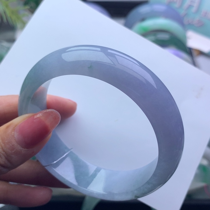 翡翠手镯未镶嵌天然翡翠手镯