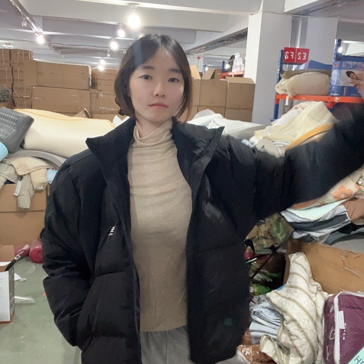 聚酯纤维黑色嘎嘎服外套巴