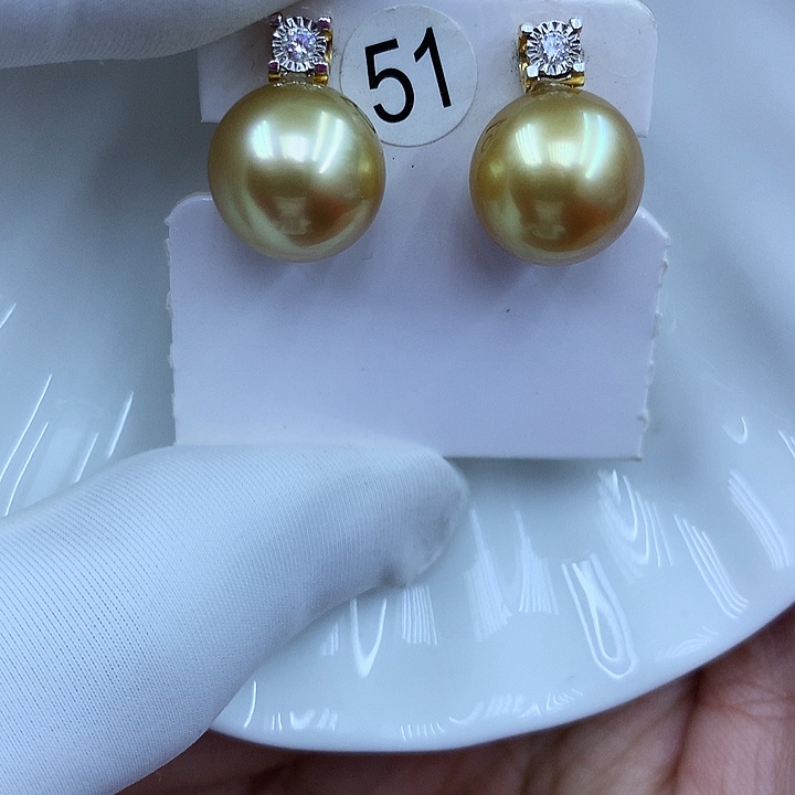 海水珍珠耳饰18K金镶嵌