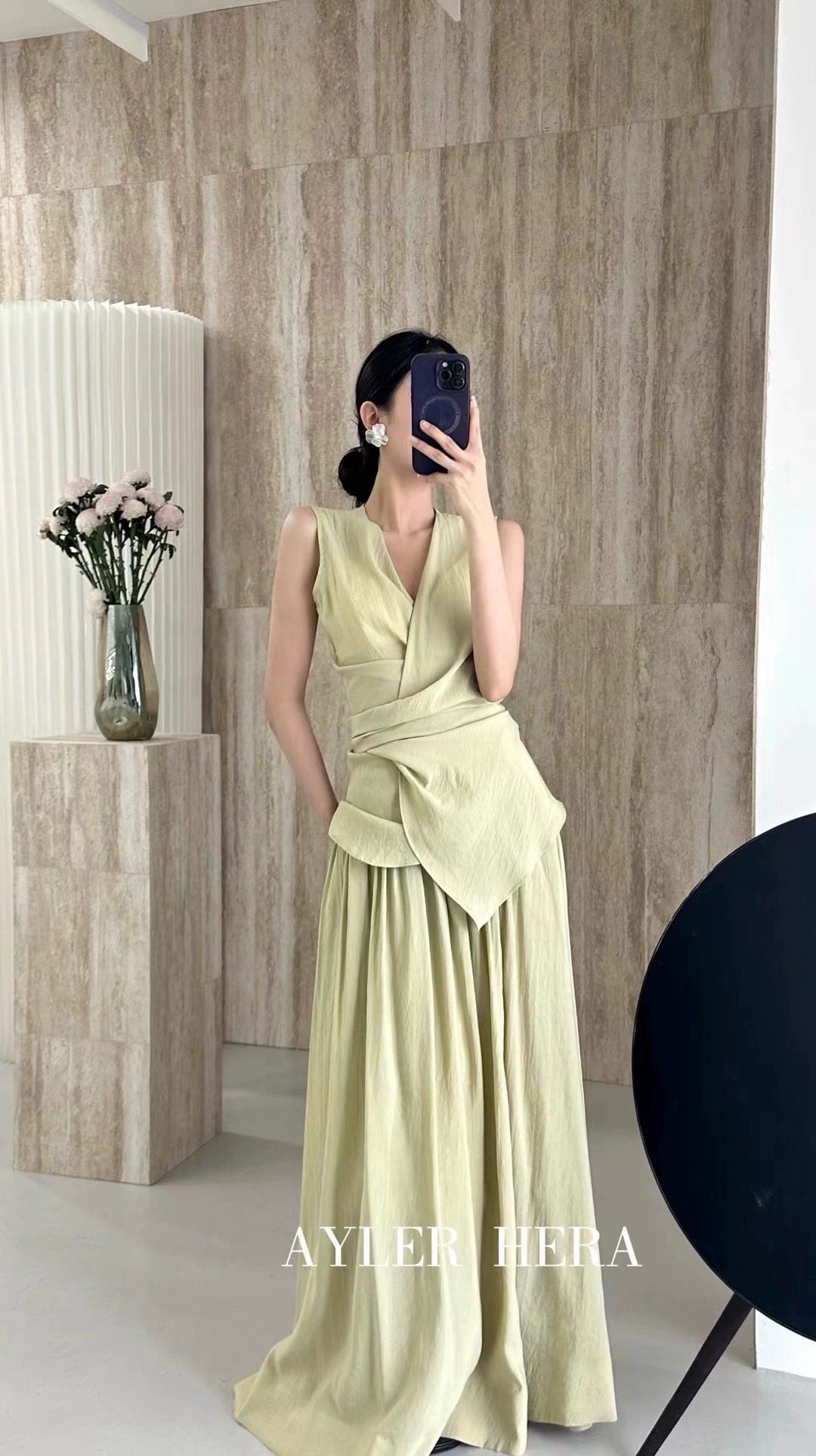 简约通勤风交叉绑带无袖上衣搭配半身长裙显瘦气质套装轻奢时尚