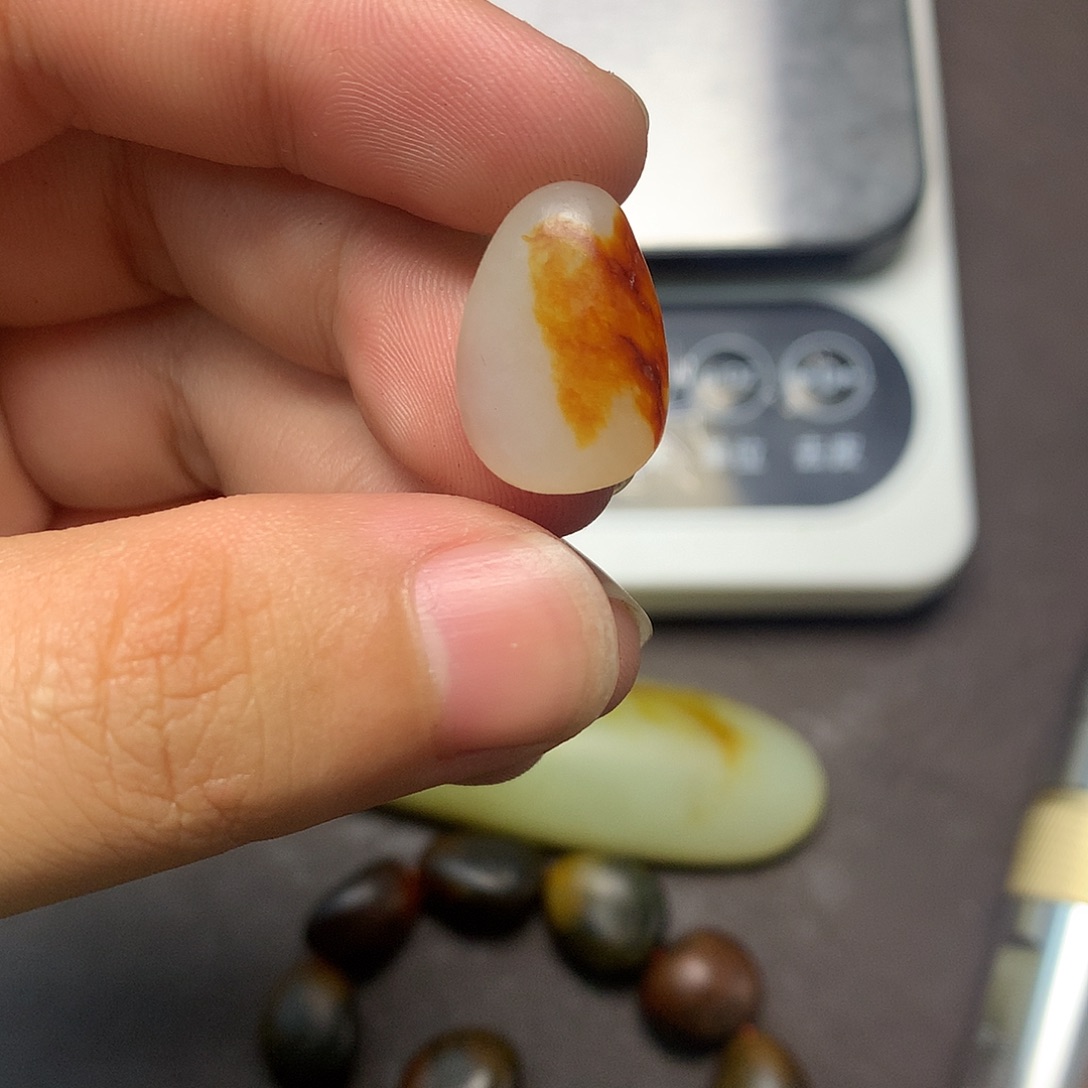 和田玉（糖玉）未镶嵌挂件