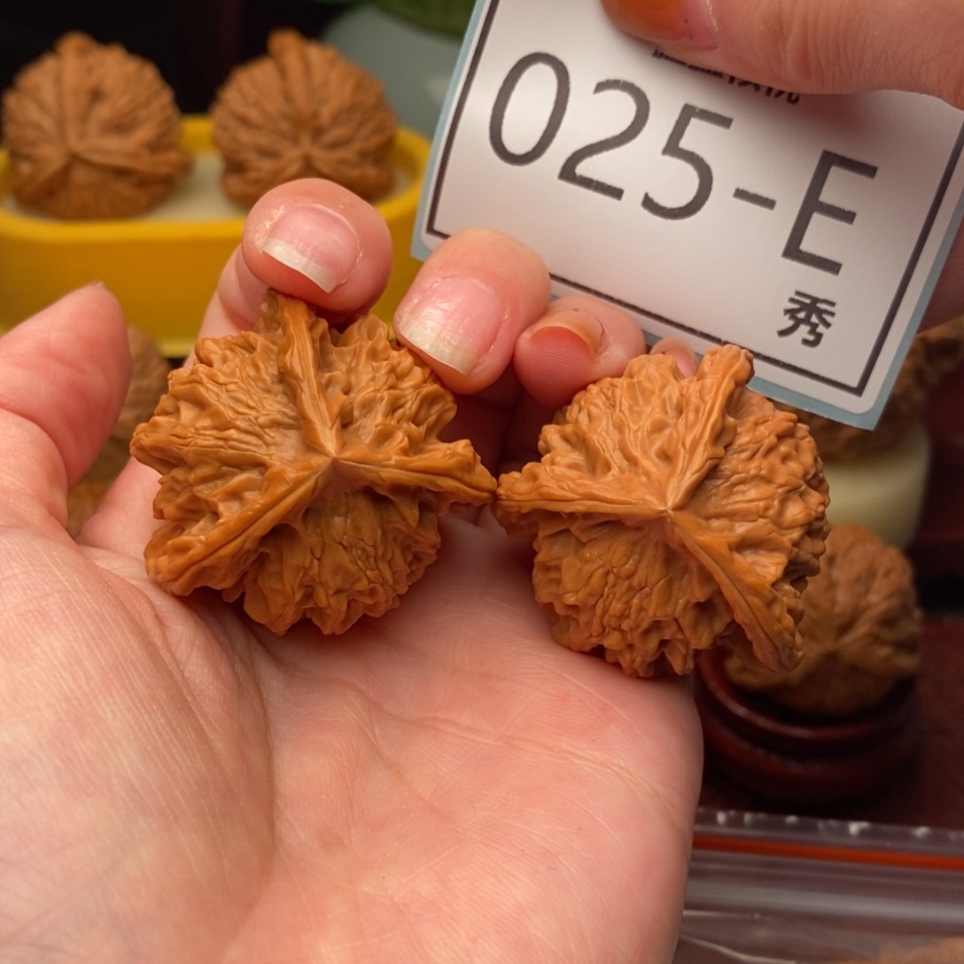 文玩核桃把件盘山奔37