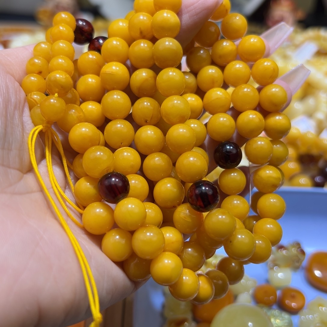 琥珀珠宝奇石未镶嵌