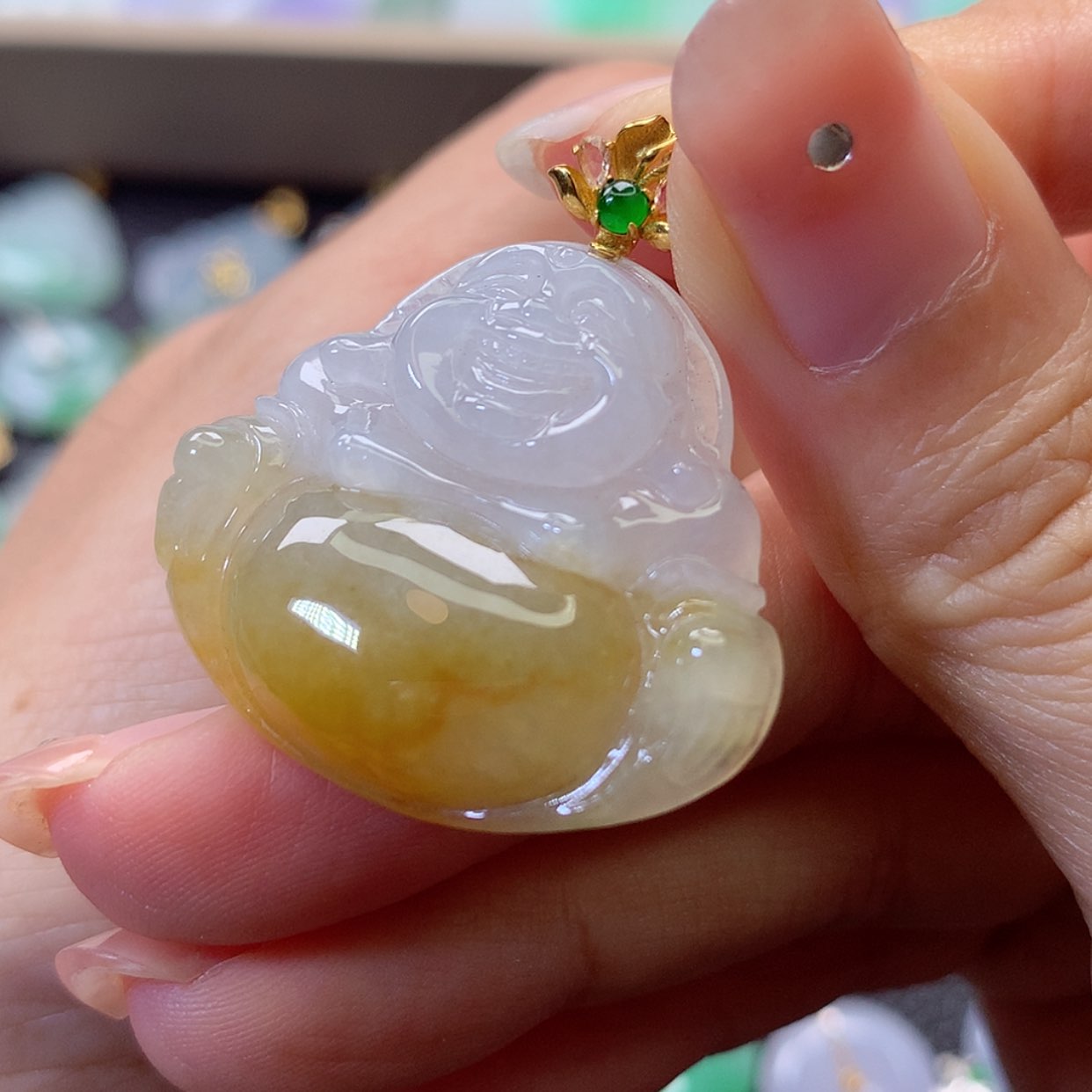 【闪购商品】吊坠(赠链)18K金镶嵌翡翠