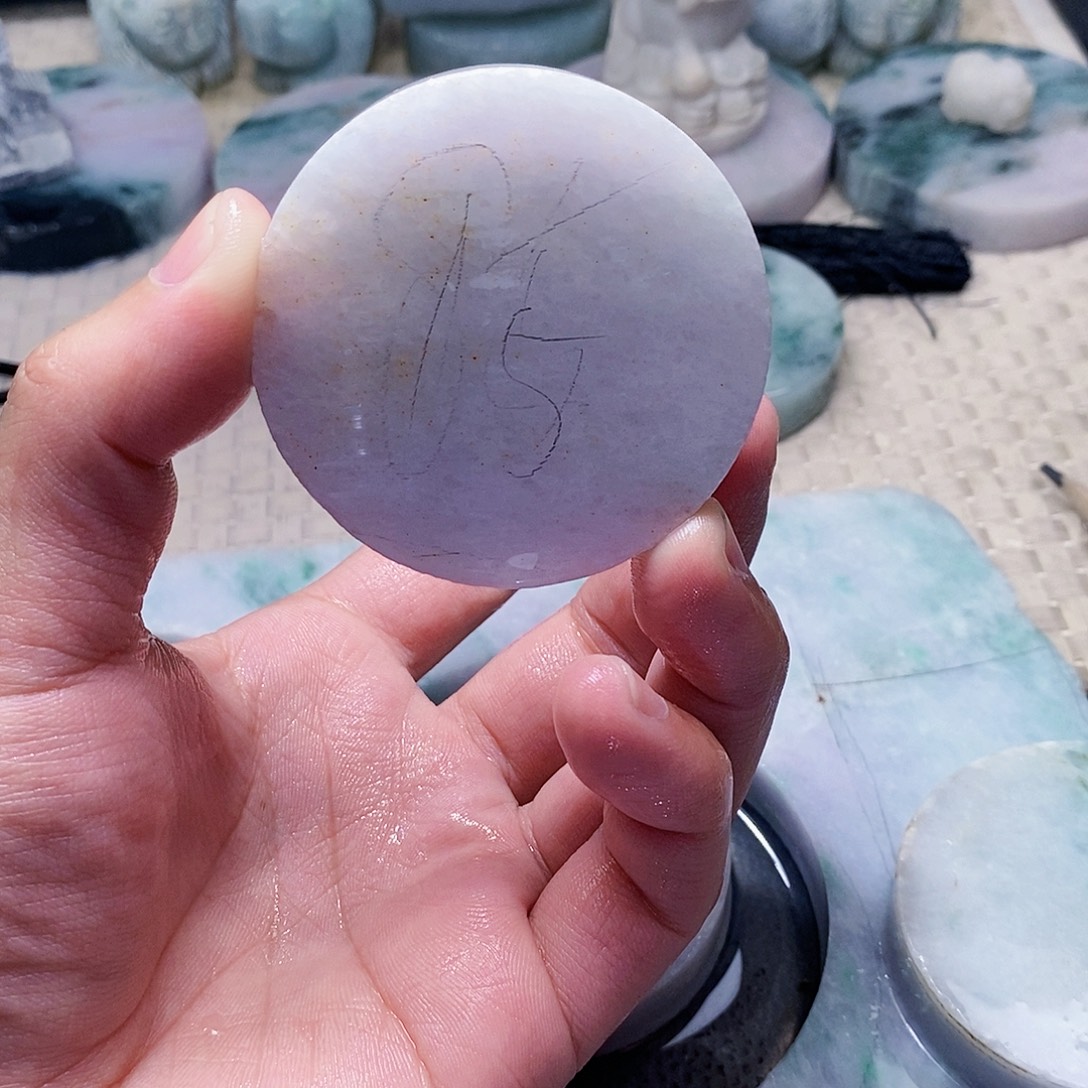 翡翠未镶嵌颈饰588