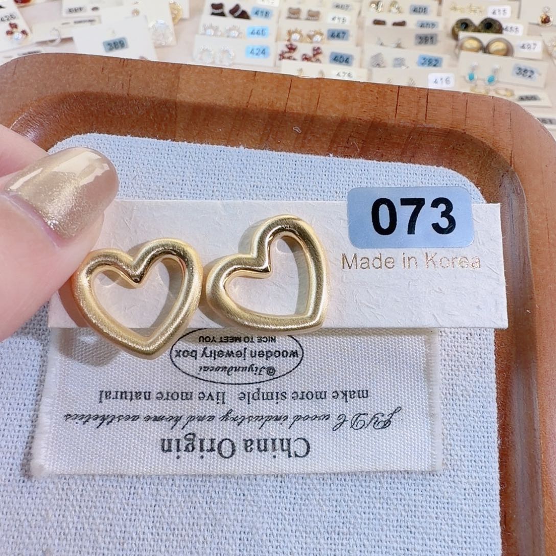 仿珍珠铜合金925银耳钉