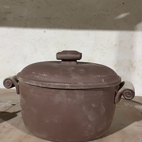 微瑕，明火，口径23，高11，3L无字