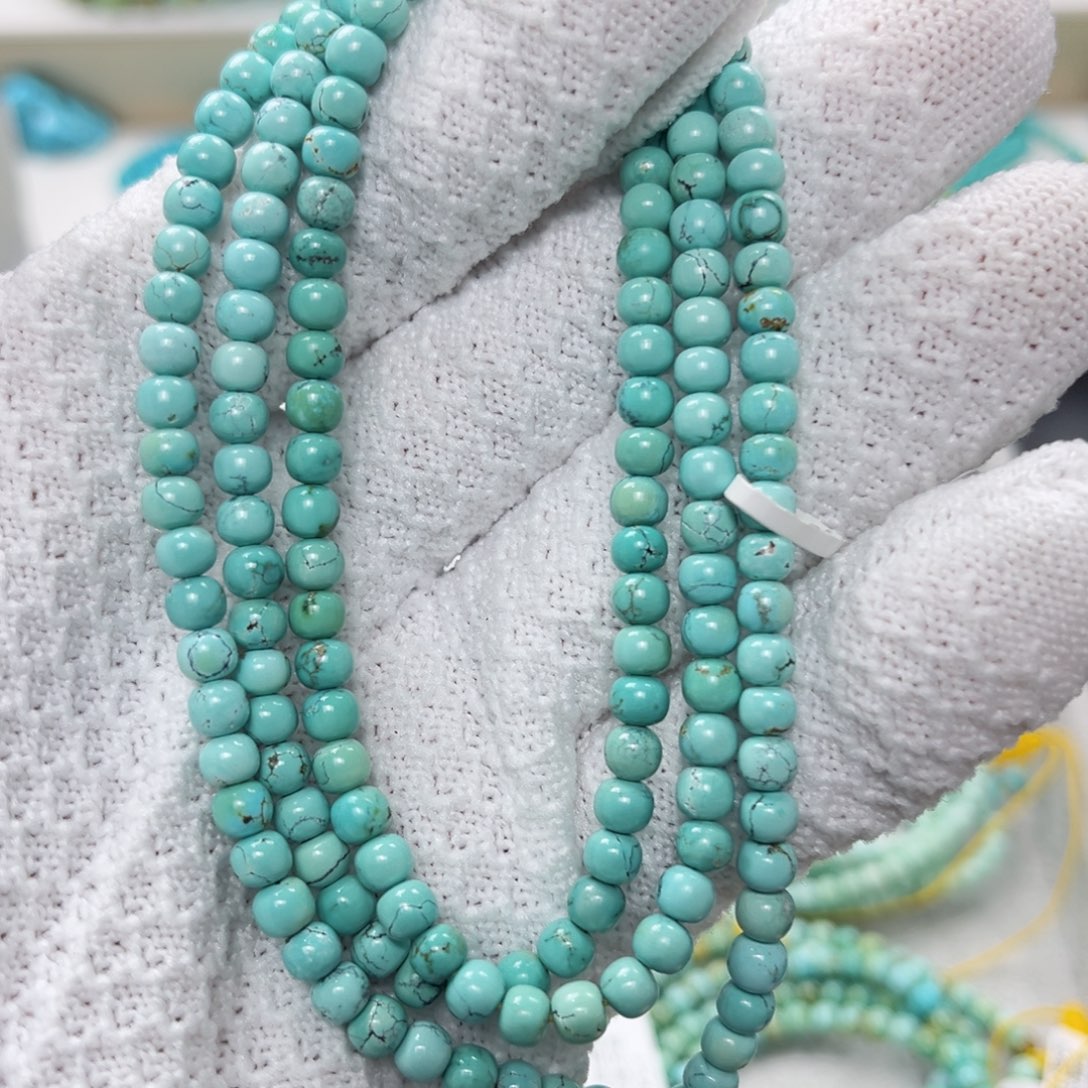 绿松石绿松石未镶嵌