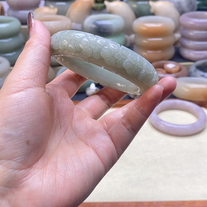 石英岩玉手镯未镶嵌惜*