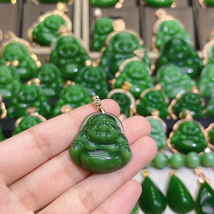 和田玉（碧玉）颈饰18K金镶嵌