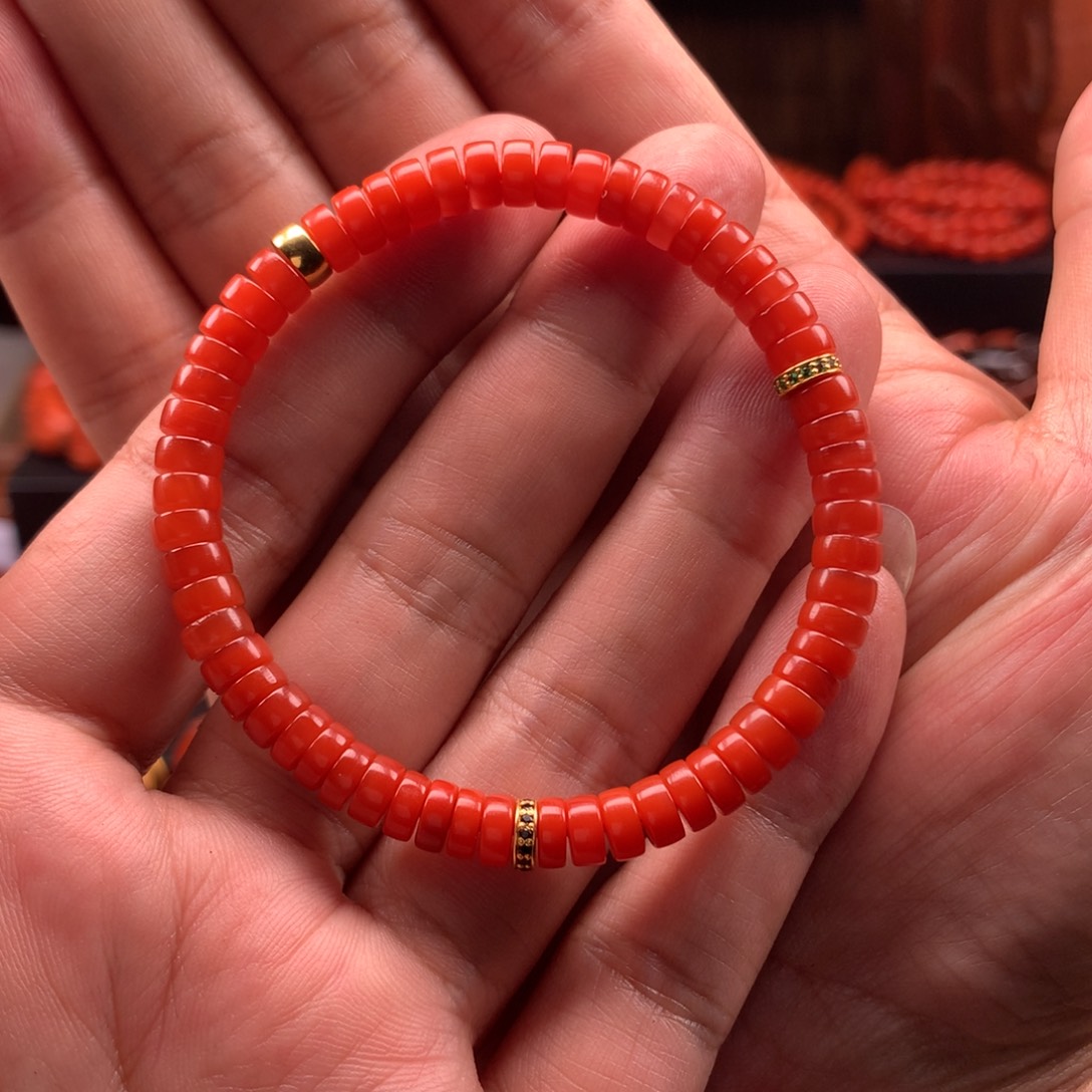 南红玛瑙手串未镶嵌?****凯