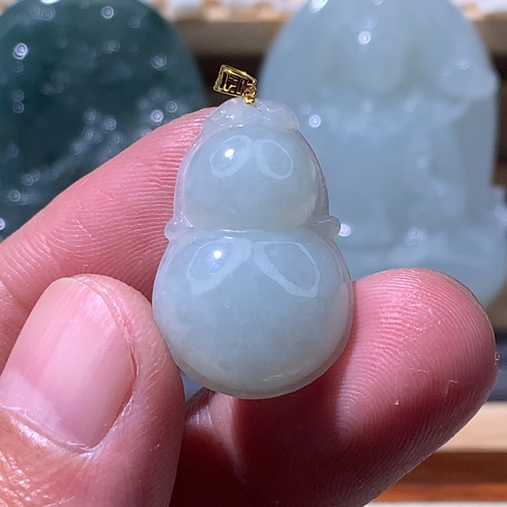 翡翠未镶嵌颈饰炸 金扣头葫芦