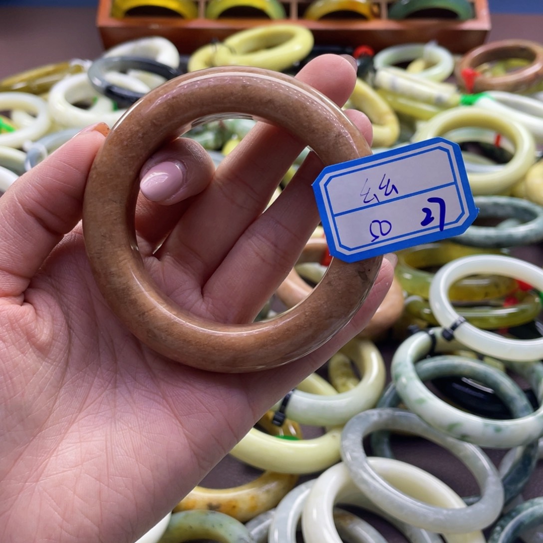 幺***幺蛇纹石玉未镶嵌手镯