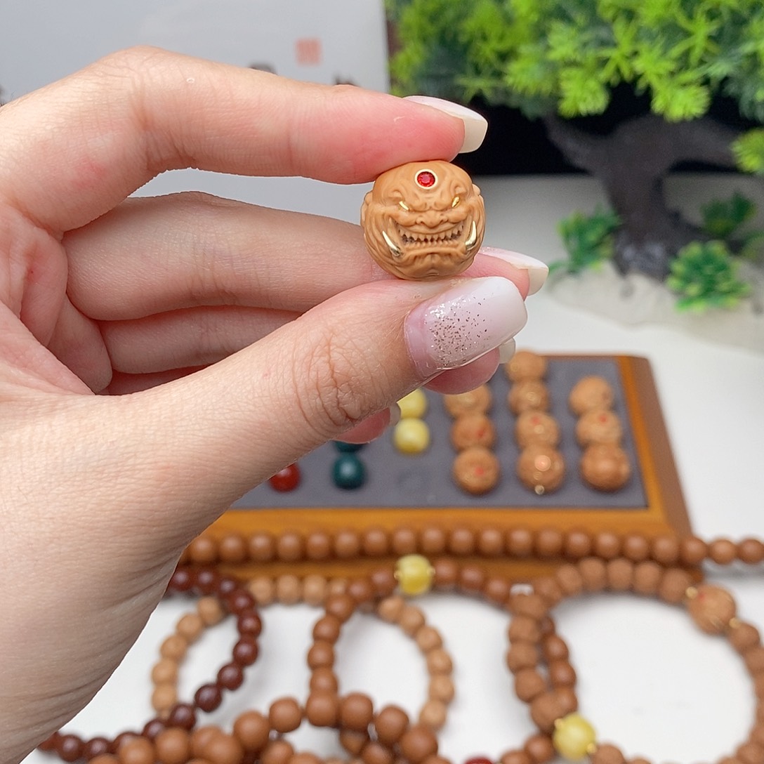 吊坠猴头核桃劉配饰