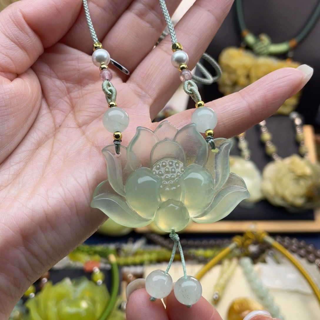 岫玉挂件吊坠未镶嵌