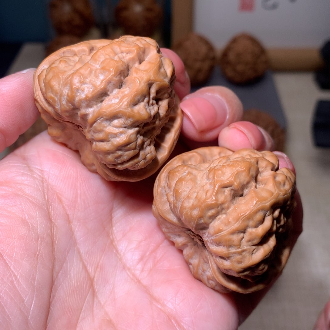 文玩核桃把件蛤蟆头