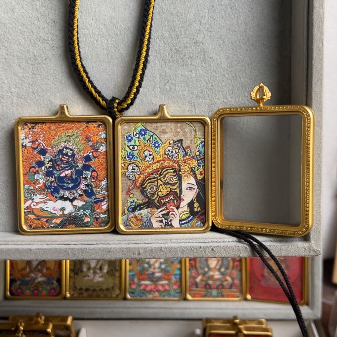 吊坠栋****¹双面大黑天➕前世今生