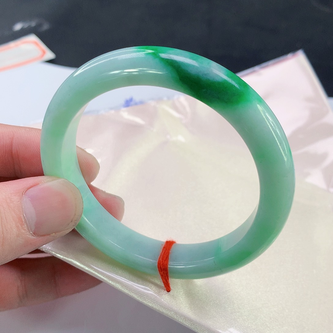 翡翠手镯未镶嵌045缅甸天然翡翠A货