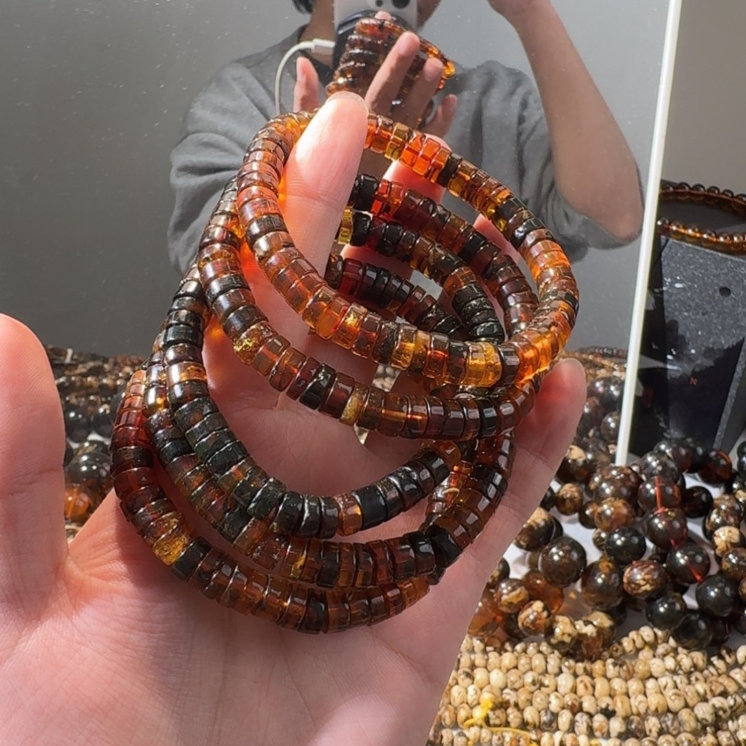 琥珀未镶嵌裸石抚顺琥珀7mm