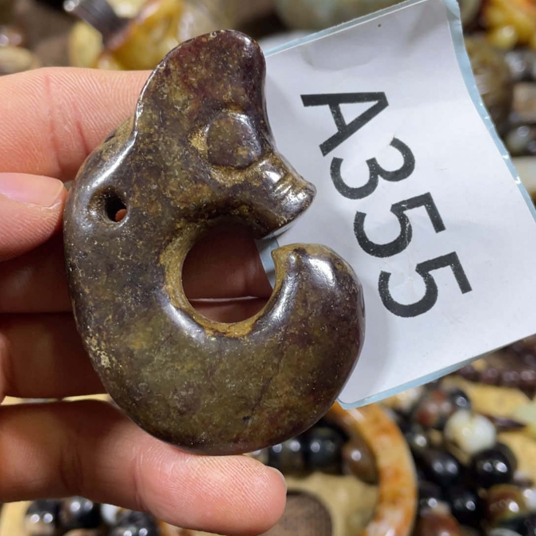 和田玉吊坠(不含链)未镶嵌