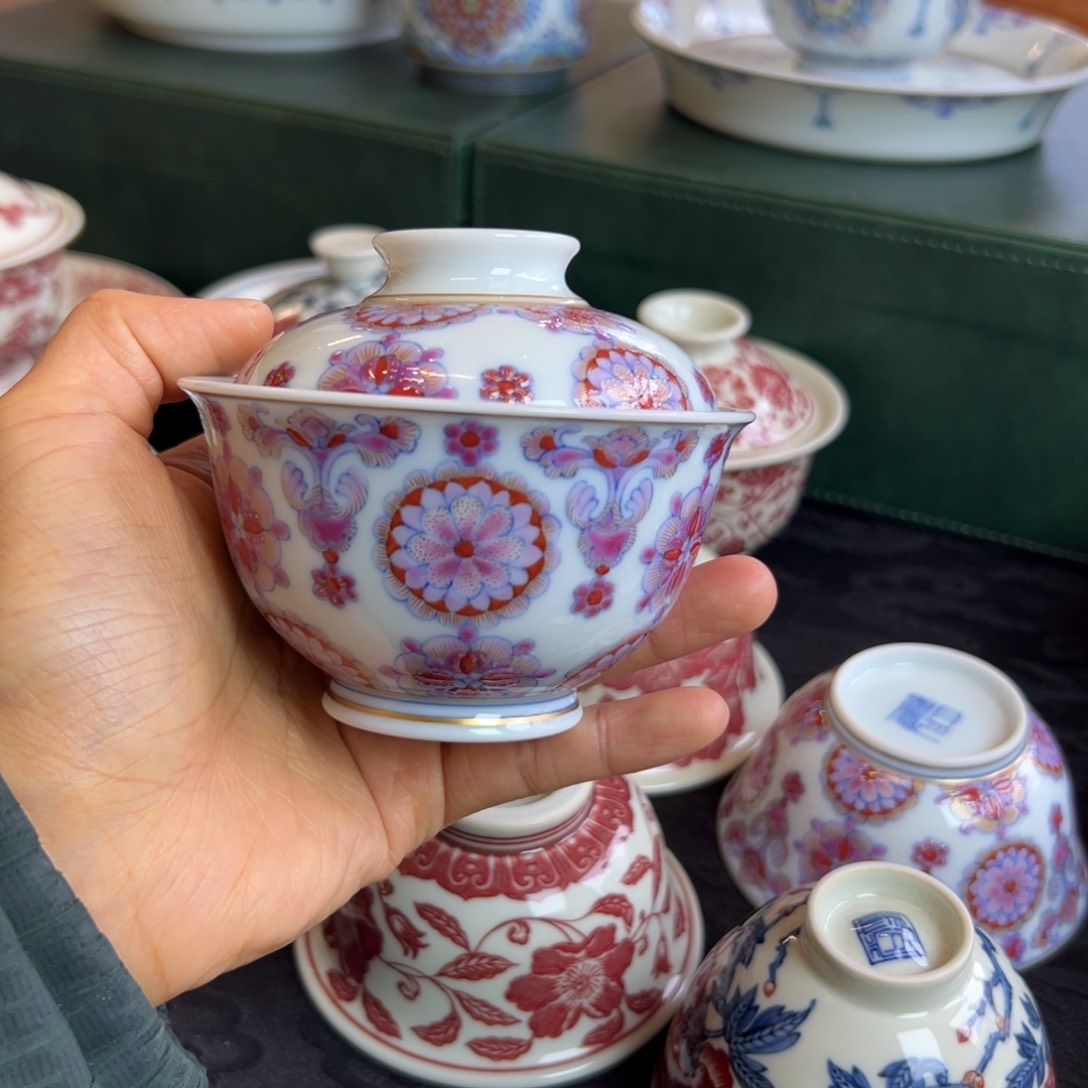 H冉月观隐绣球花盖碗