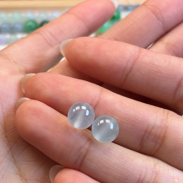 翡翠散珠冰透飘花单珠一对 卡8.2