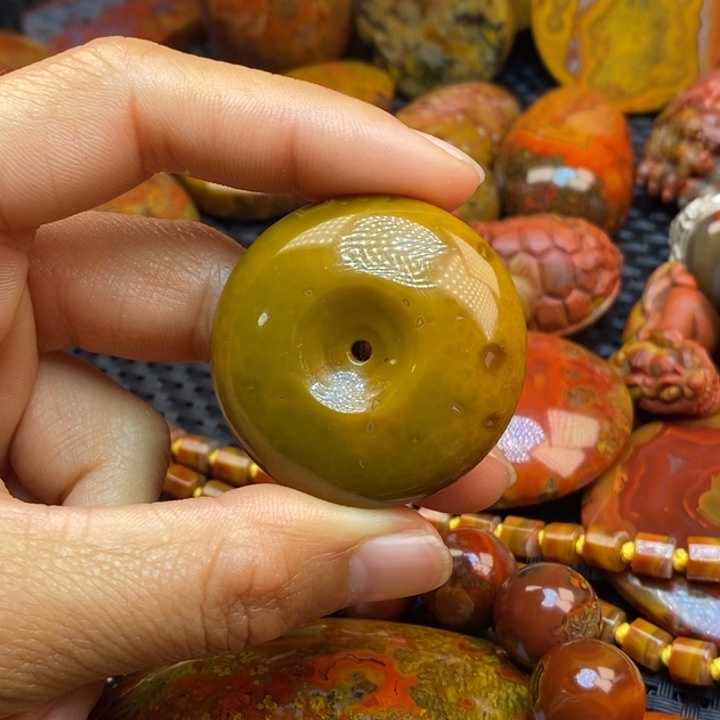 玛瑙/玉髓颈饰未镶嵌久*